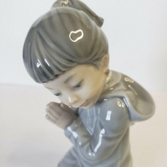 LLADRO NAO PORCELAIN CELESTIAL PRAYER Girl PRAYING rare - Picture 1 of 12